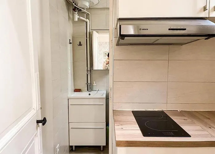 Apartment Parisien, Le Louis Blanc *