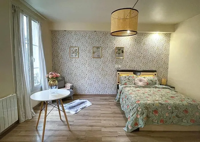 Parisien, Le Louis Blanc Apartment Paris