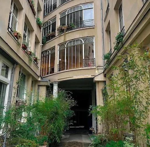 Parisien, Le Louis Blanc Апартаменты *